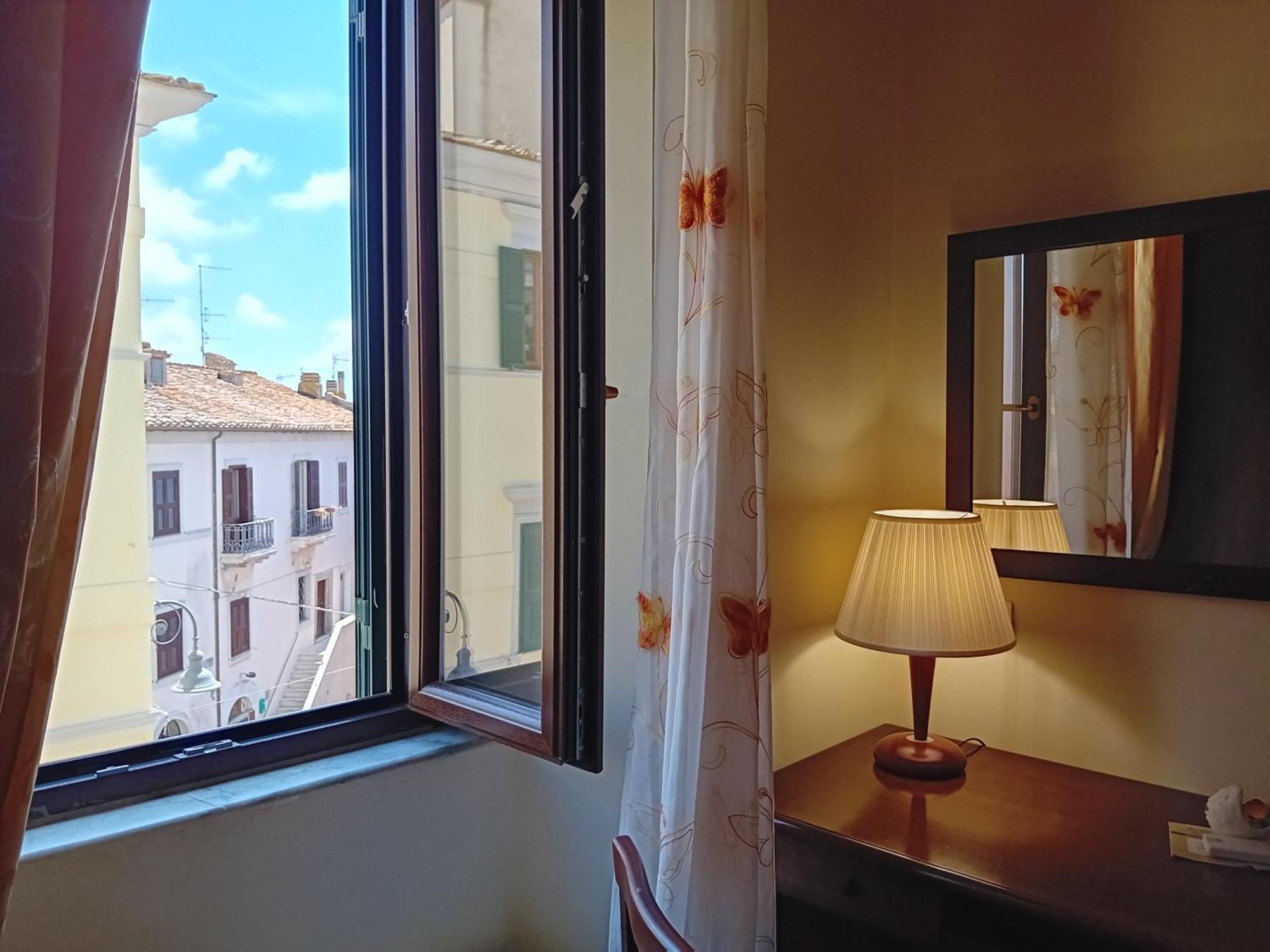 Camere Del Re Tarquinia Extérieur photo
